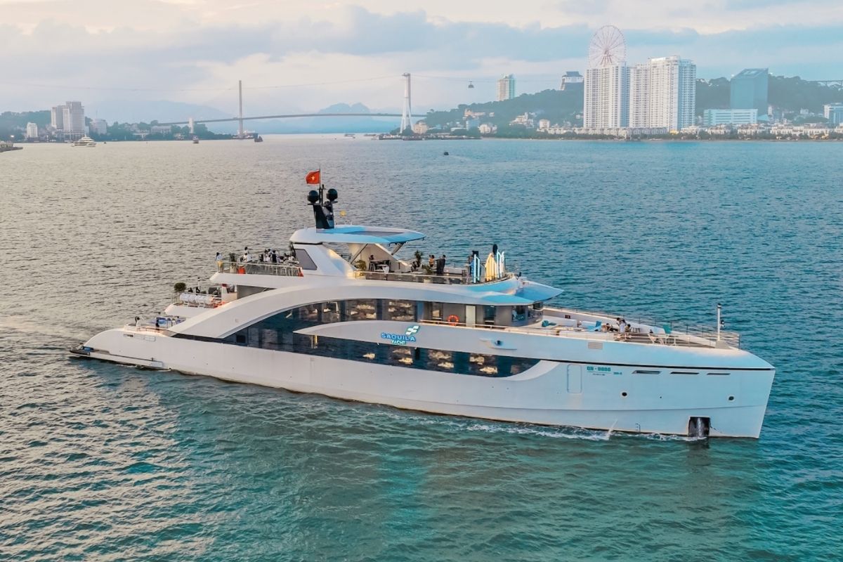 SaQuila Yacht - Halong Bay Private Yacht