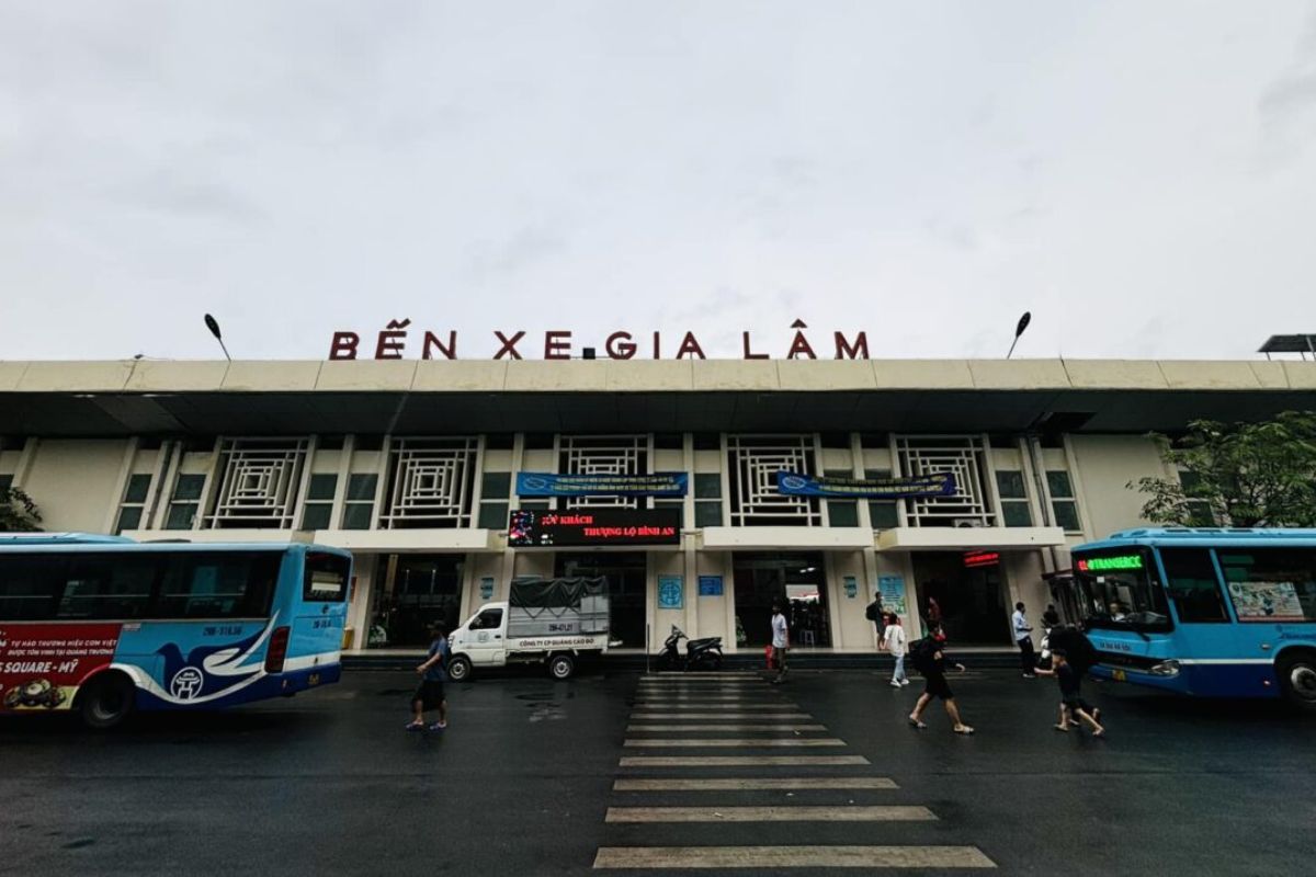 Gia Lam Bus Station
