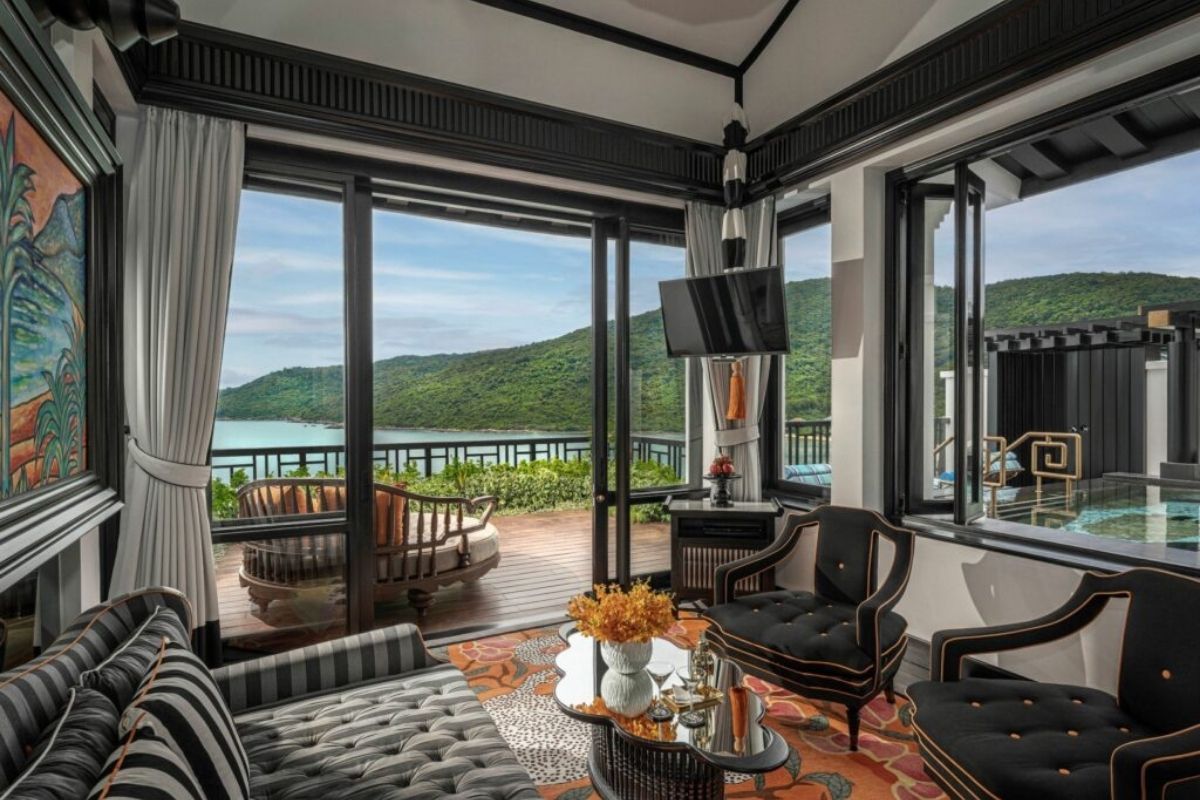 Club Suite Panoramic Oceanview at Intercontinental Danang