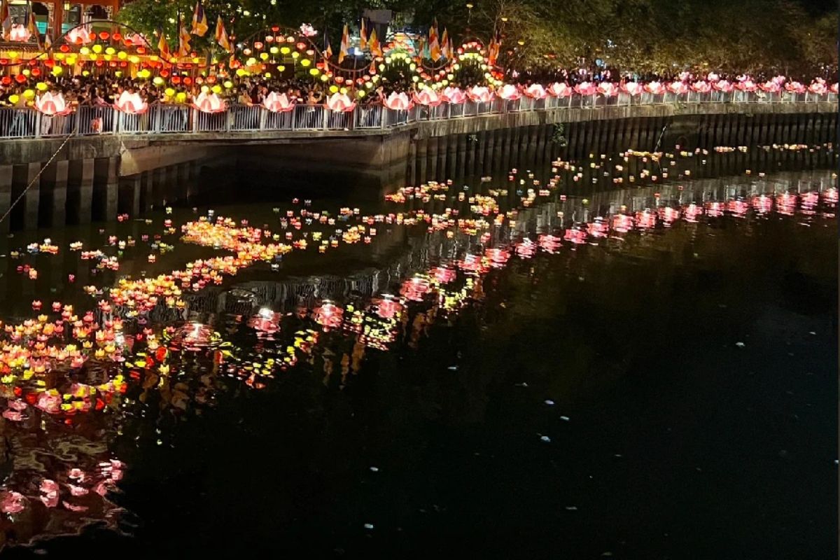 Floating Lantern Ceremony - L’Alya Ninh Van Bay