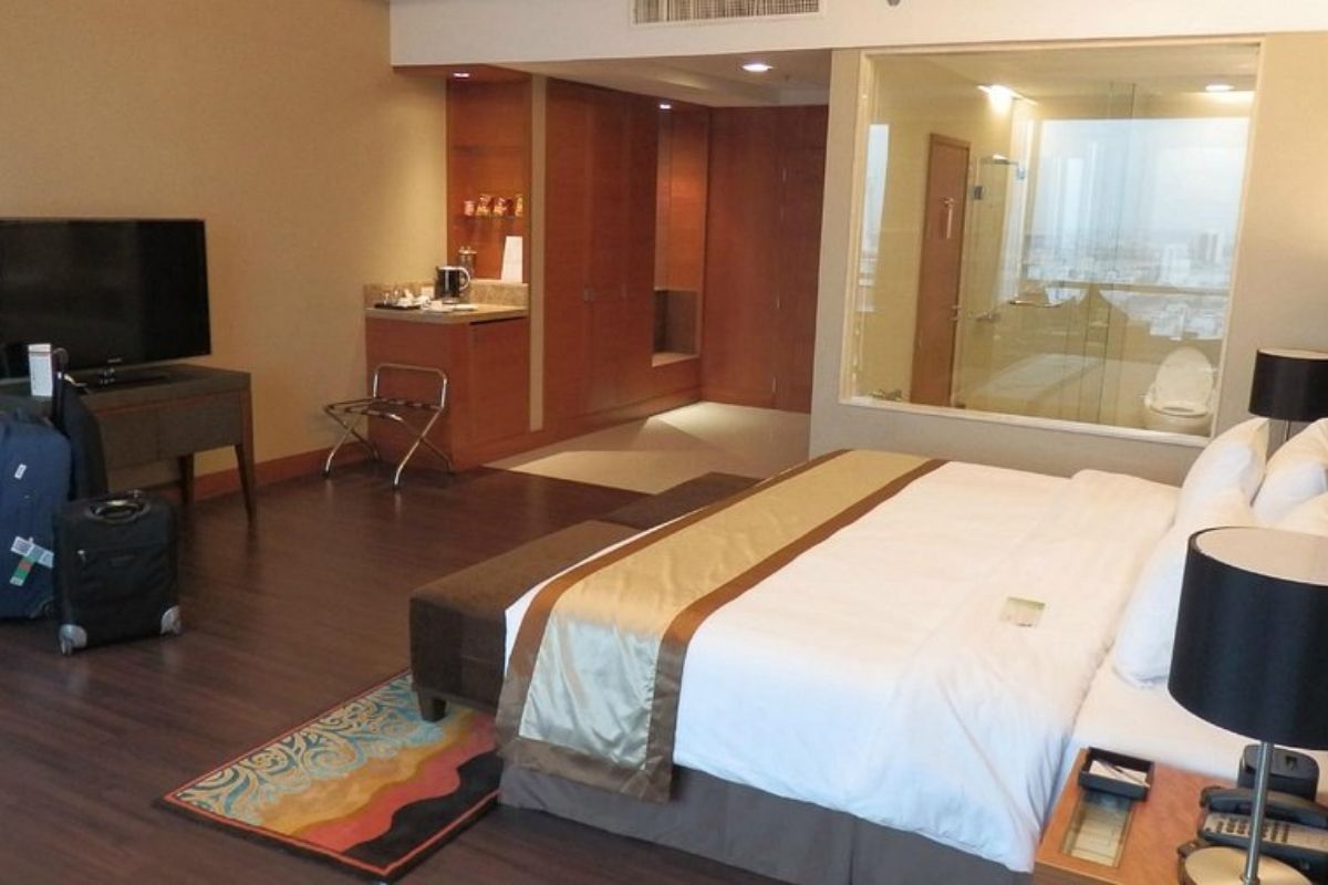 Bangkok Four Wings Hotel - Thailand escorted tours