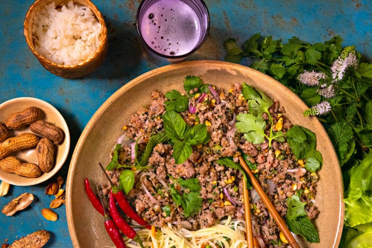 Larb At Paste at The Apsara