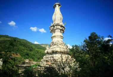 Chieng Tung Stupa