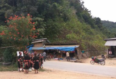 Pak Nam Noi Village