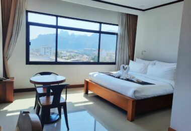 Sisombat Plaza Hotel