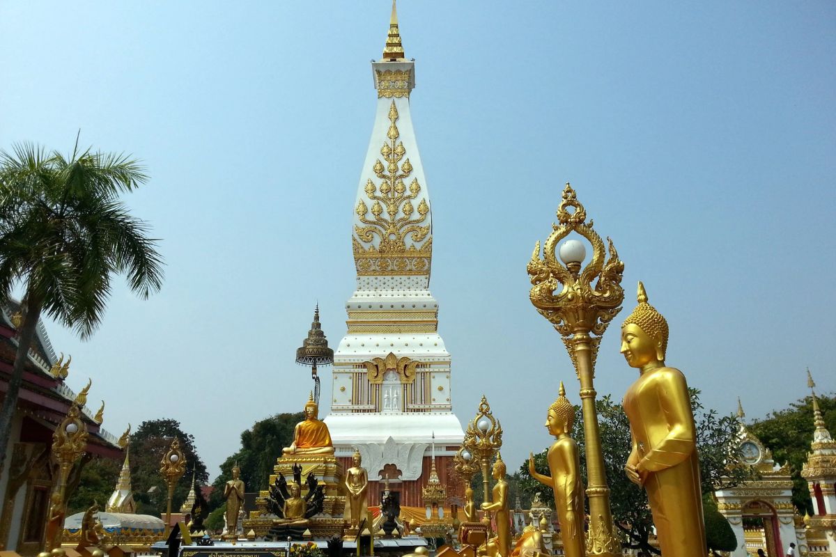 Wat Phra That Phanom - private tour Thailand