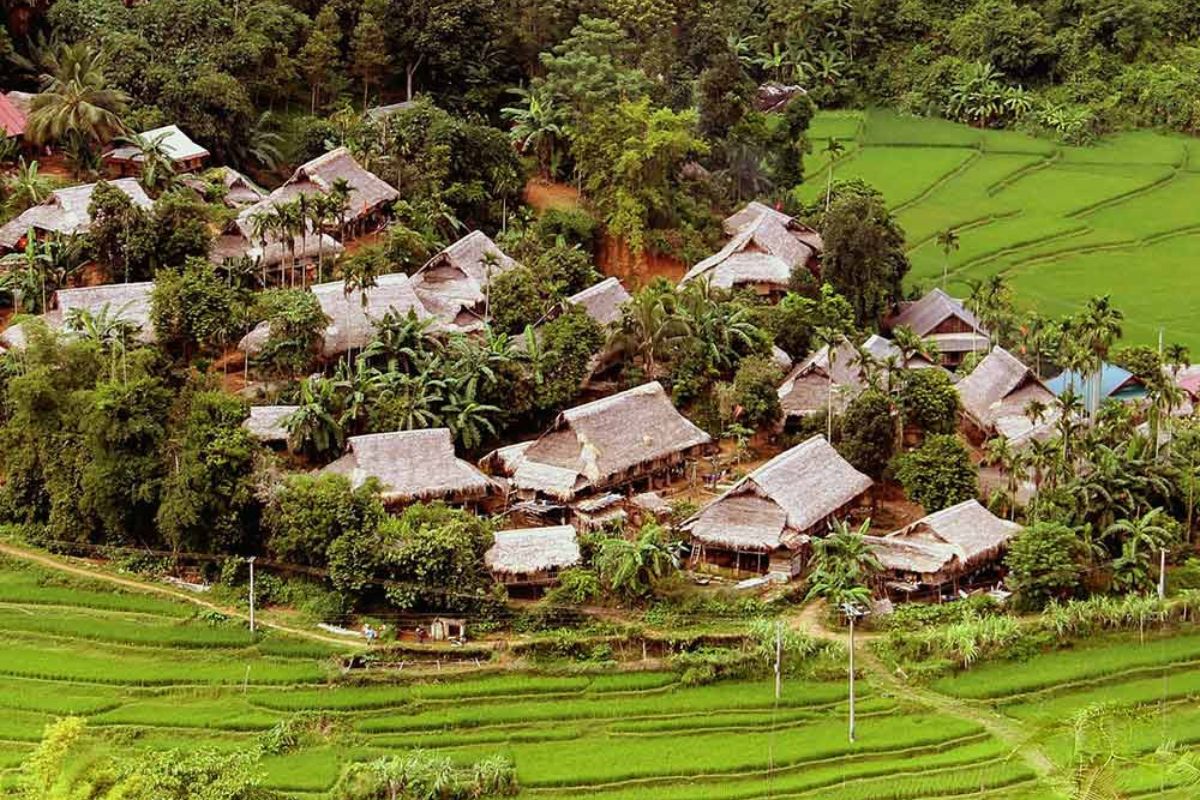 Lan Villages