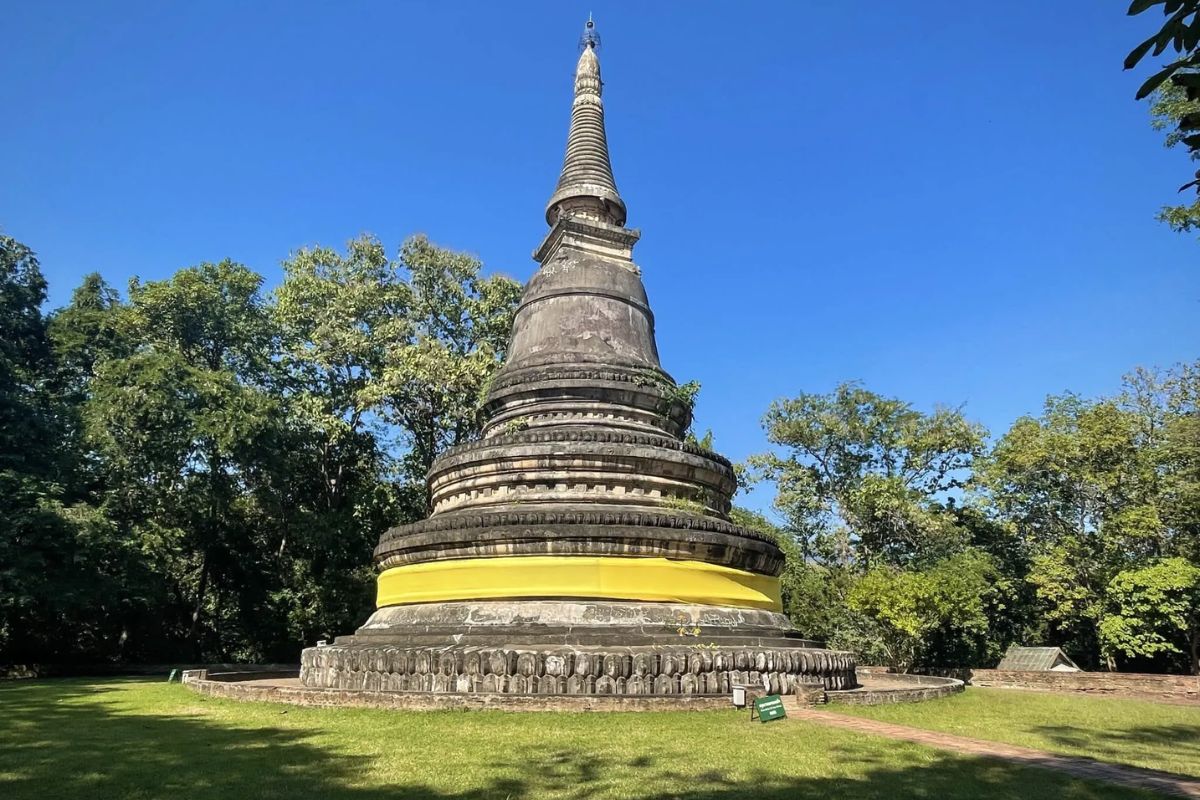 Wat Umong - Thailand All-Inclusive Tours