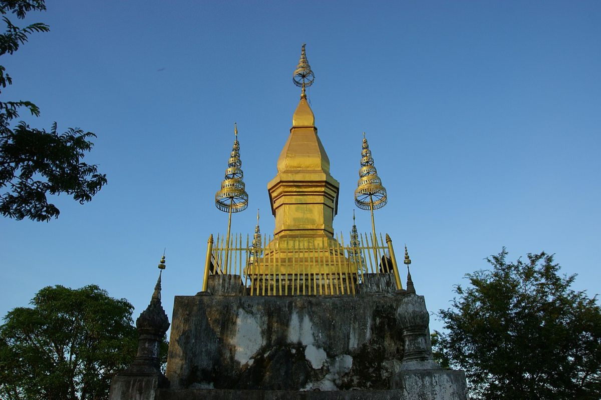 Wat Chom Si - Luang Prabang Temples