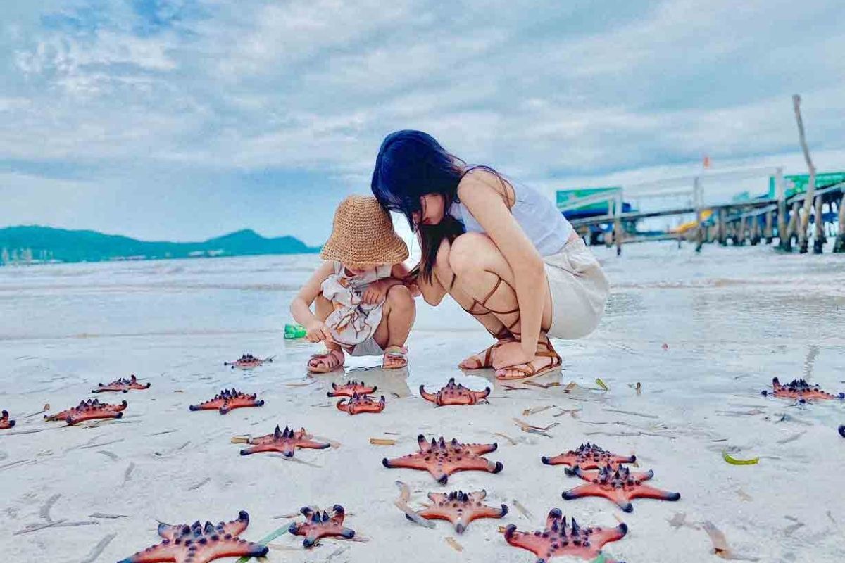 Rach Vem: Watch stars below feet