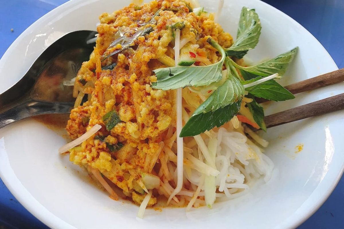Bun Ken Ut Luom - Southern Vietnam Food