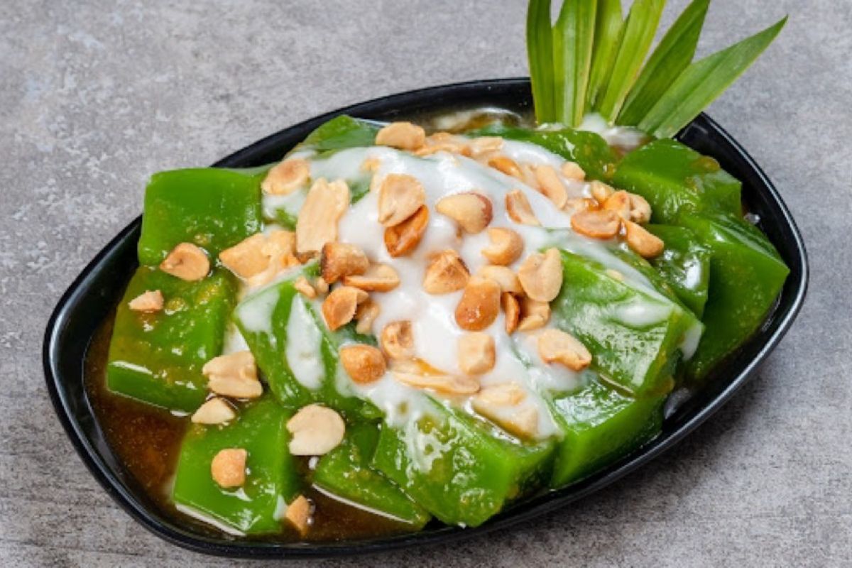 Banh Duc La Dua at An Cu Market