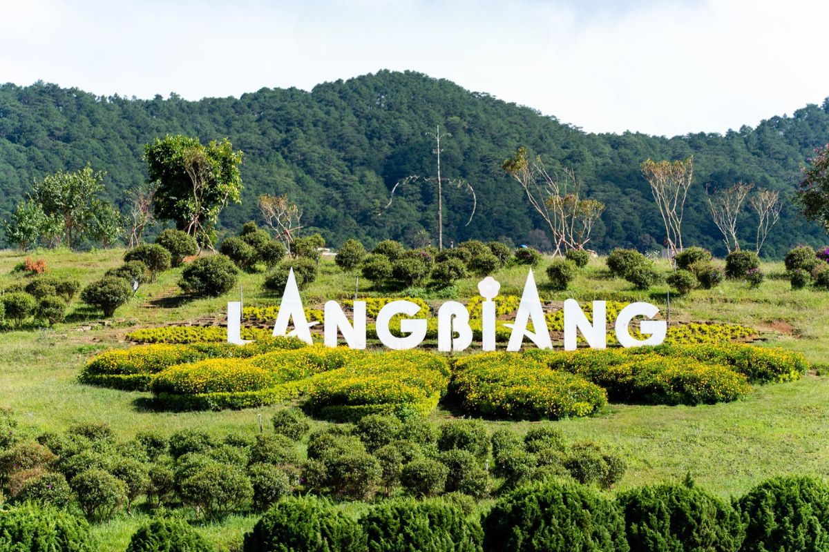 Lang Biang Peak