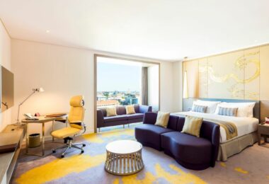 Crown Plaza