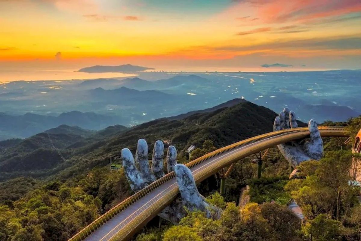 Golden Bridge - Ba Na Hills - Vietnam Tour Deals