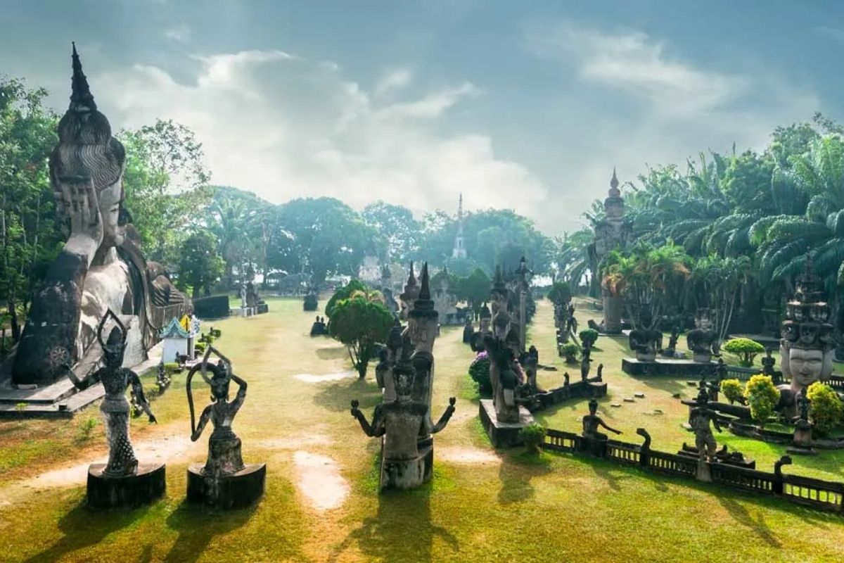Buddha Park (Wat Xieng Khuan)