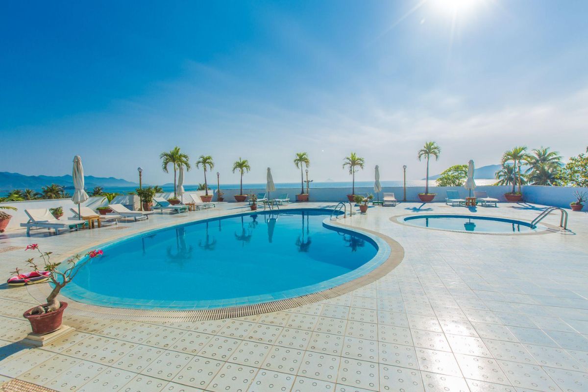 Outdoor Swimming Pool