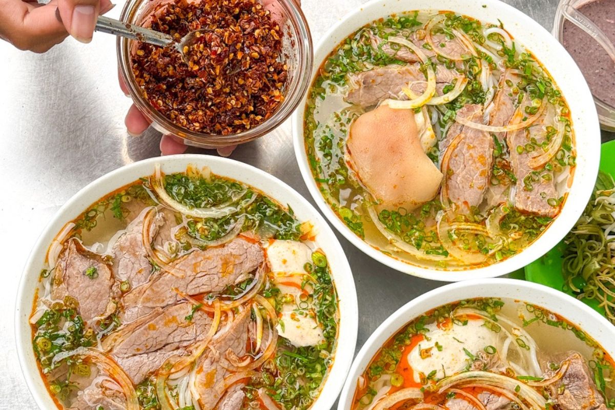 Bun nuoc leo Hong Dao