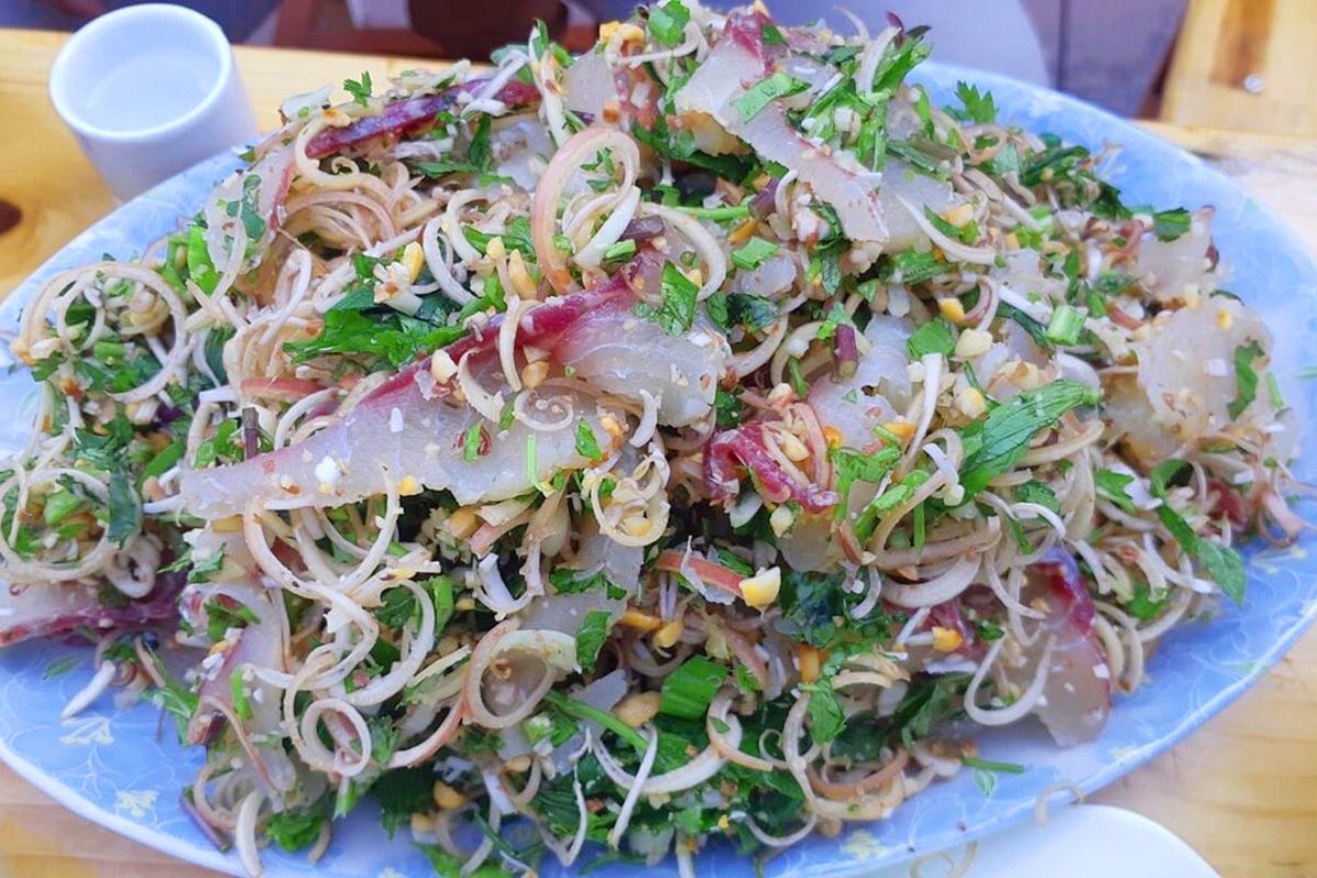 Goi Ca Loc at Quan Phuong Hoang Lua