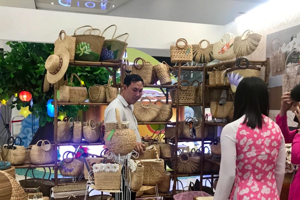 Bamboo & rattan – best Vietnam souvenirs