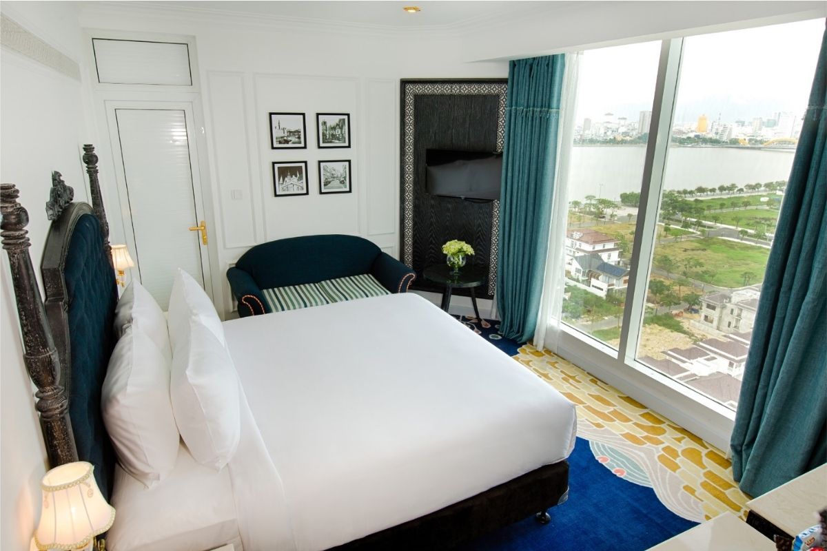  Superior King with River View at Fivitel Da Nang Hotel 