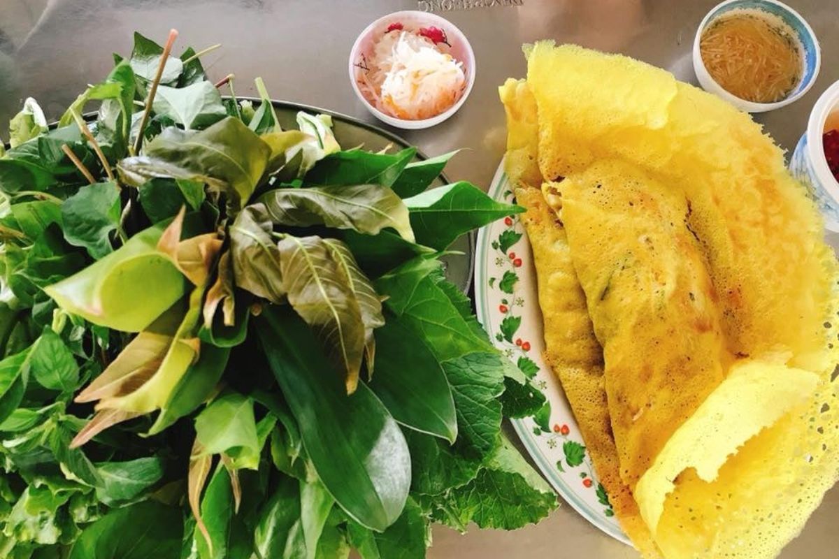Banh xeo at Ca Mau Market