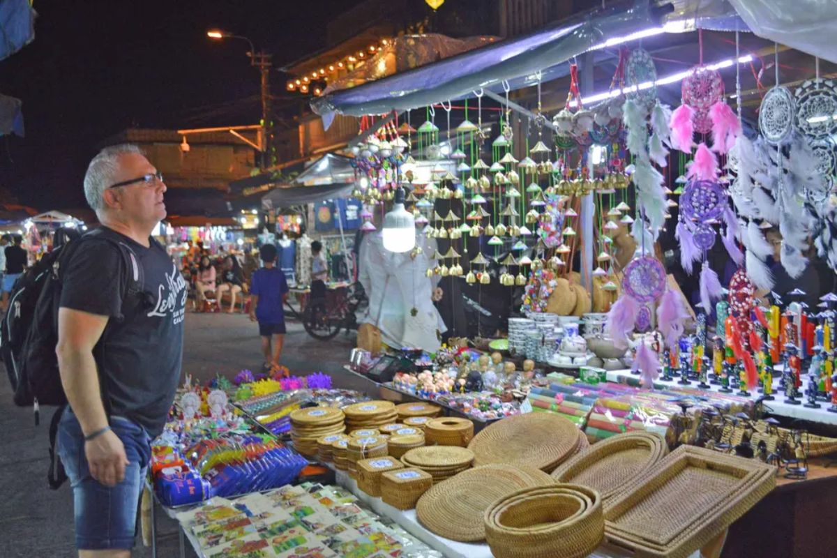 Halong Night Market