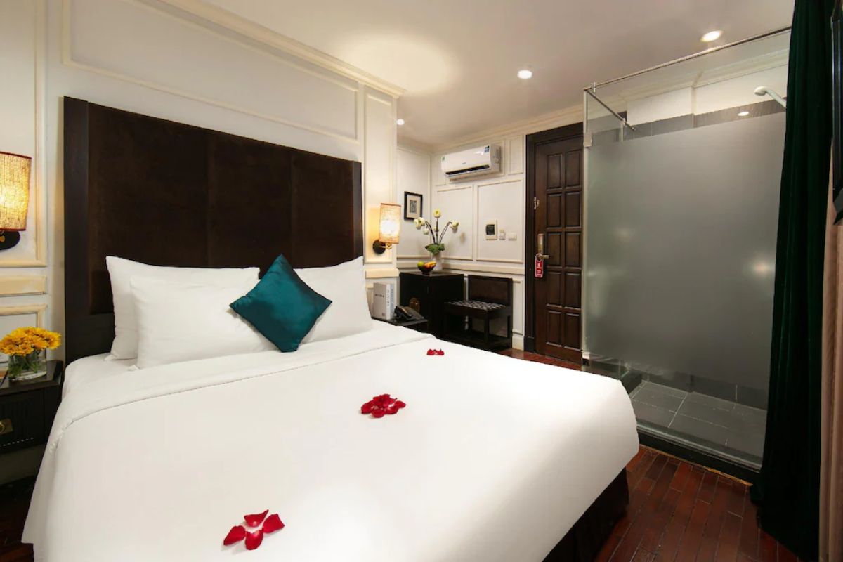  Classic Double Room at Hanoi Boutique Hotel 