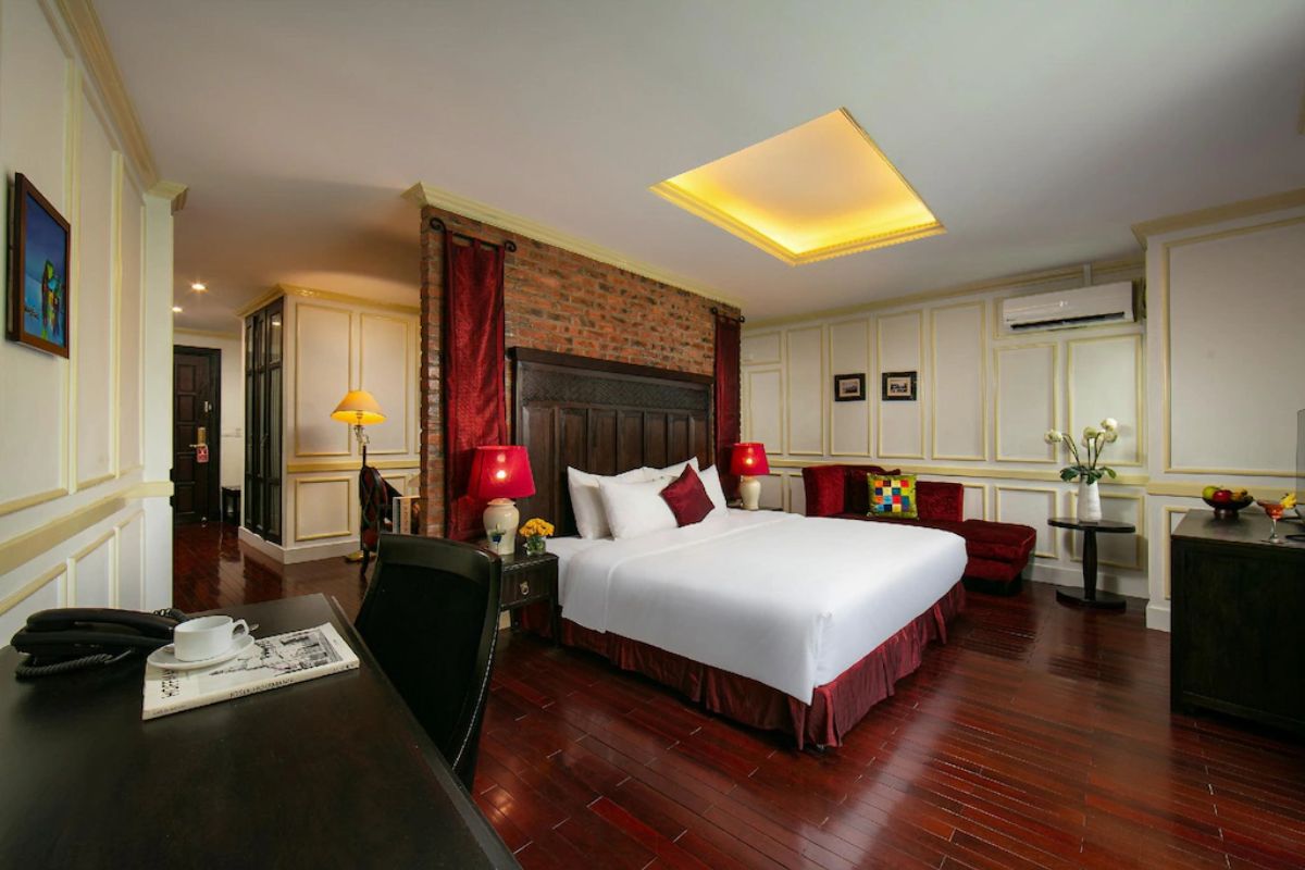 Suite City View Room at Hanoi Boutique Hotel 