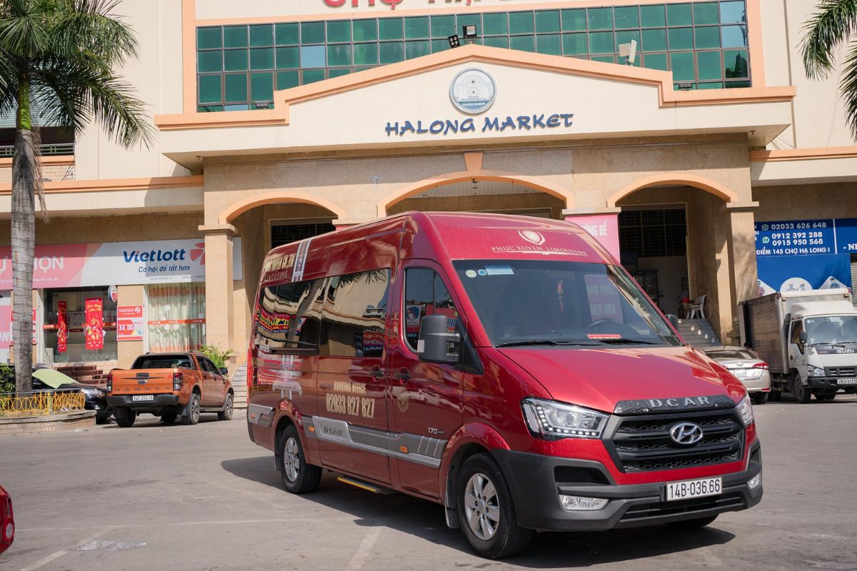 Phuc Xuyen Limousine from Hanoi to Ha Long 