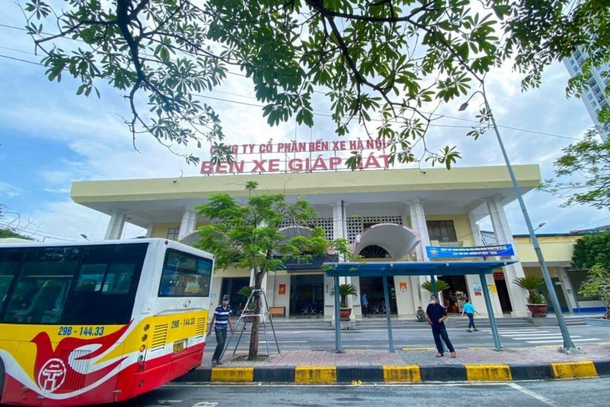 Giap Bat Bus Station