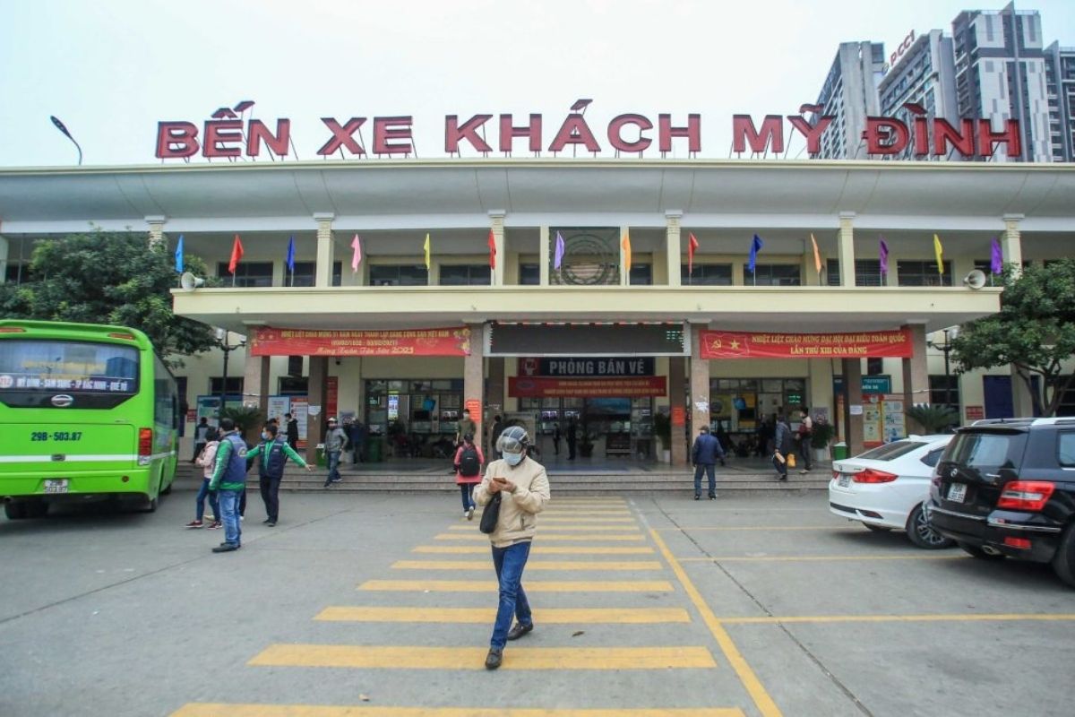 My Dinh Bus Station