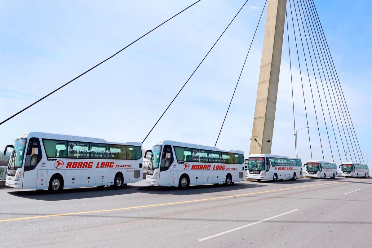 Hoang Long Bus from Ho Chi Minh to Hanoi