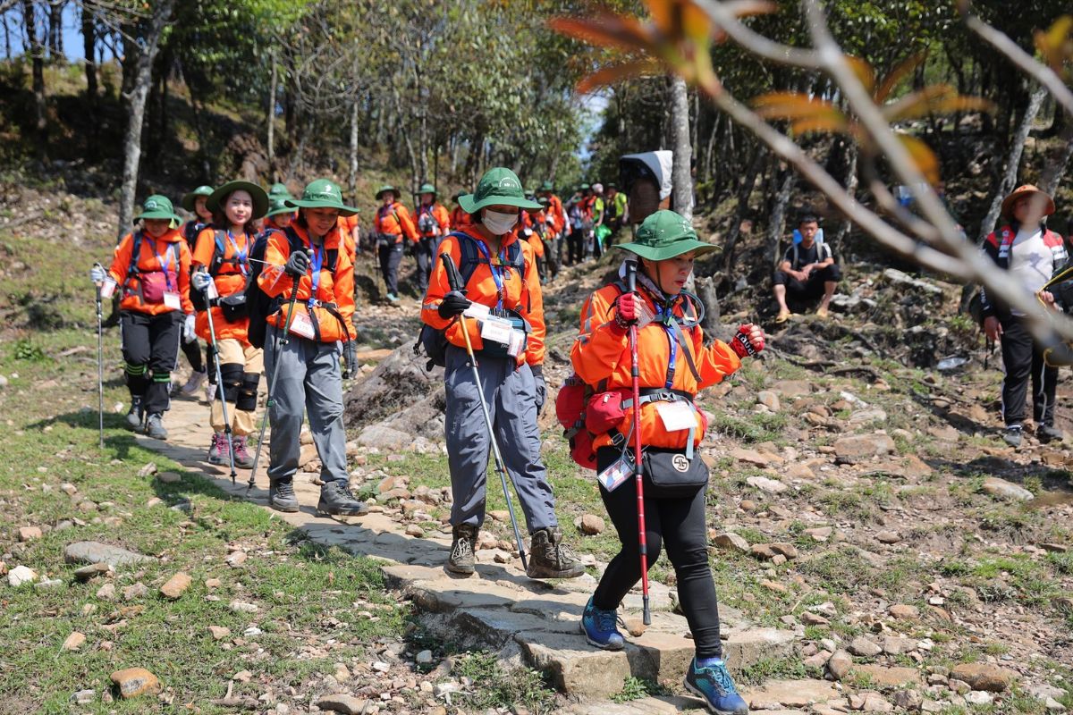 Trekking to Fansipan Peak in September