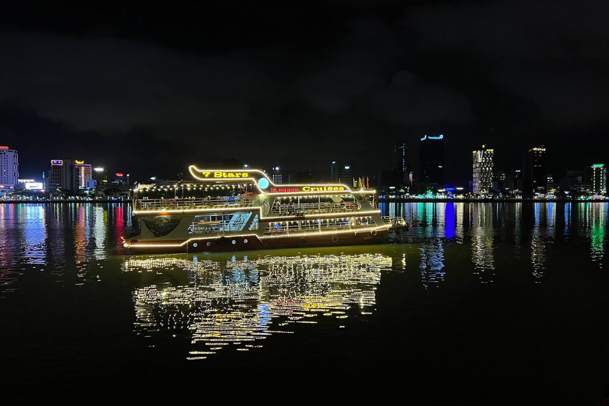 Han River Cruise