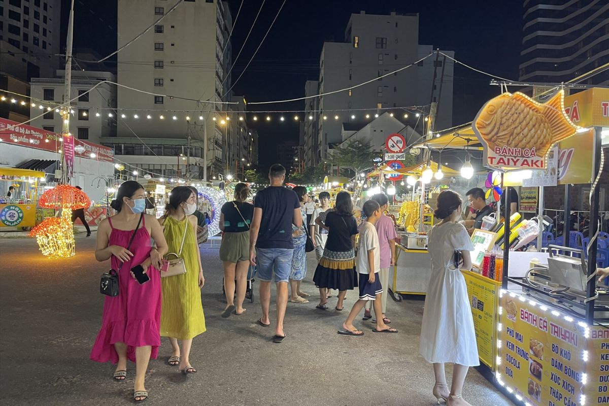 An Thuong Night Market
