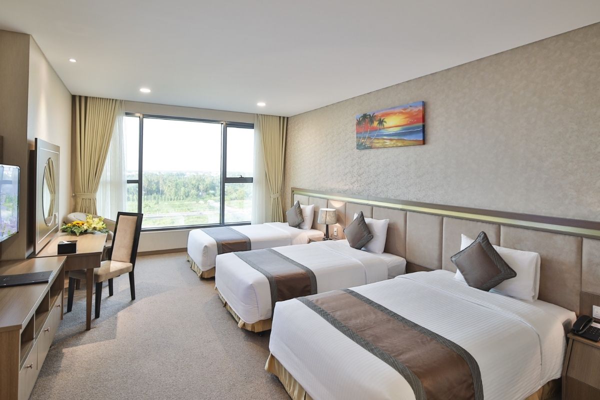 Deluxe Triple Room at Muong Thanh Luxury Ca Mau Hotel 