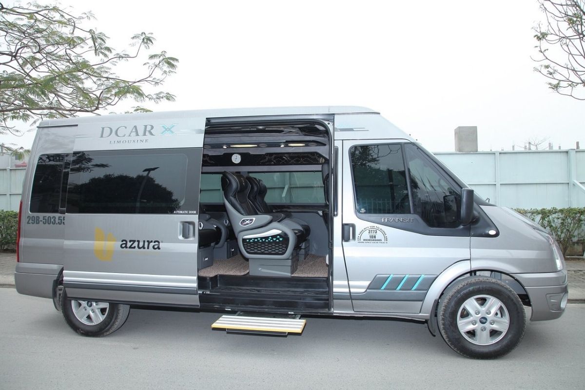 Azura Sapa Limousine
