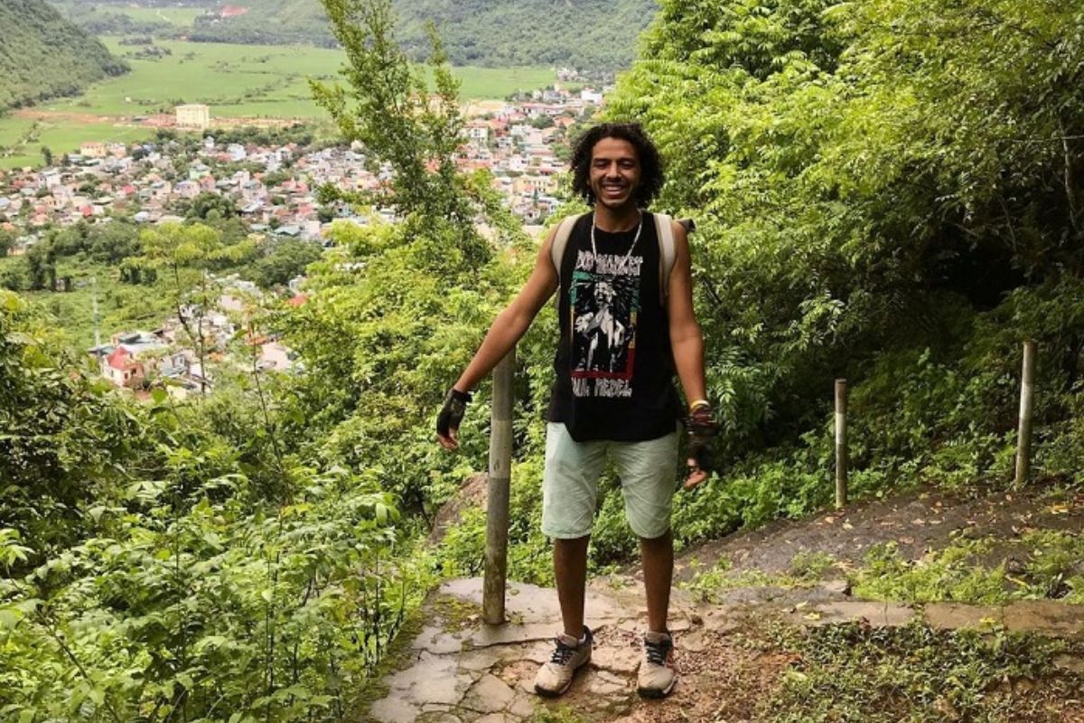 Trekking Hang Chieu