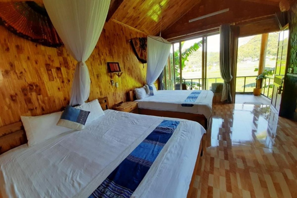 Family Room with Scenic Balcony at Little Mai Chau Homestay 