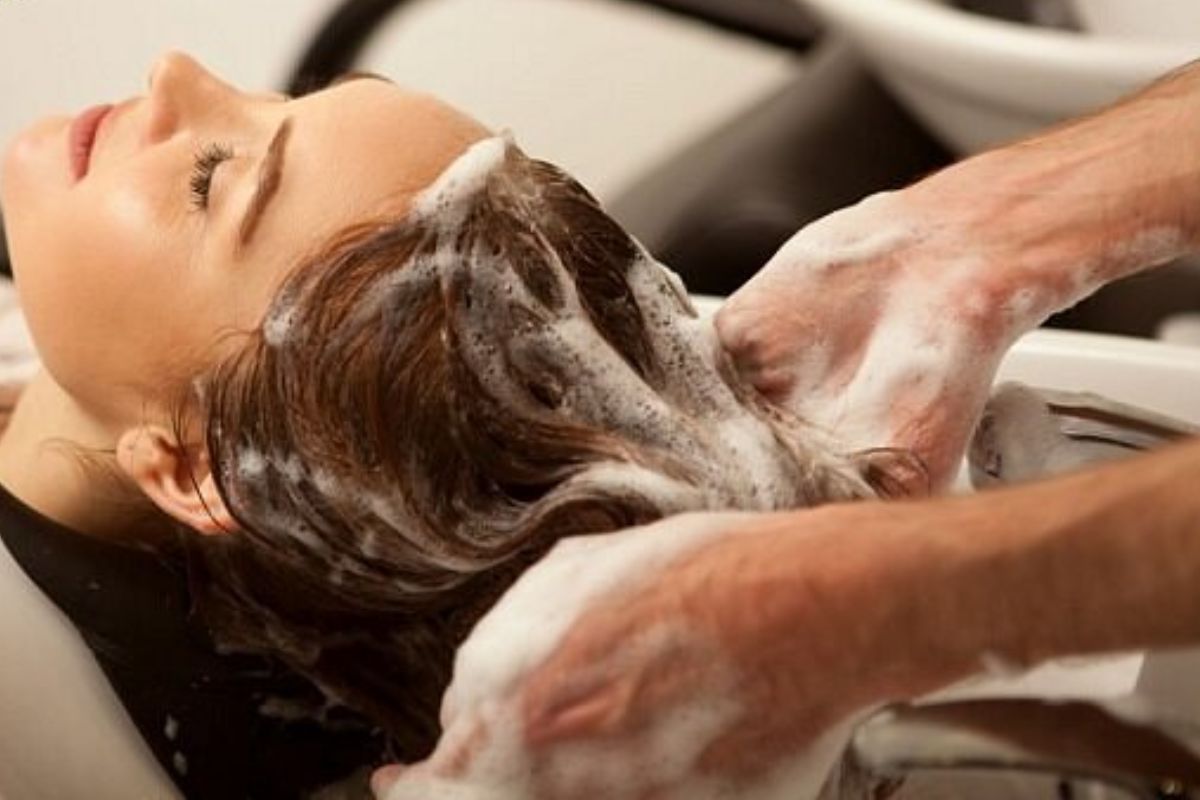 Foot Massage + Heel Exfoliation