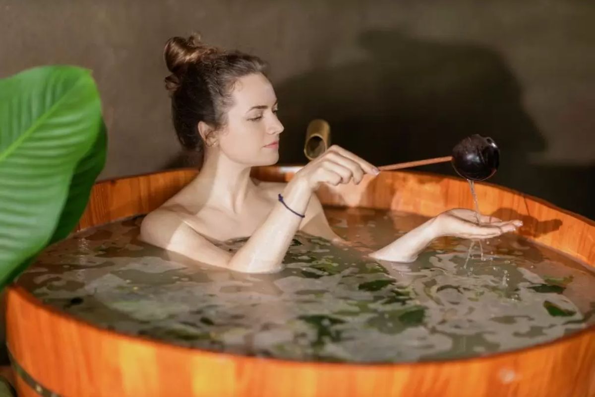 Relax in Herbal Baths in November