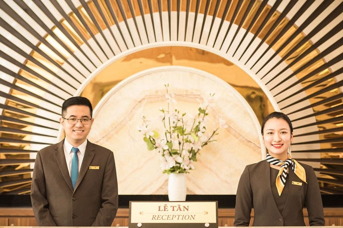 Reception & staff: Multilingual, always ready