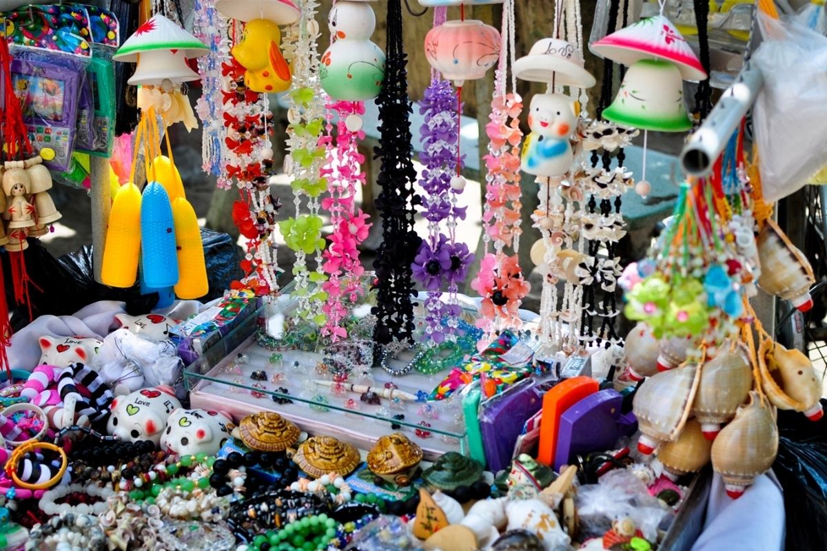Pearl treasures at Ninh Binh Night Market