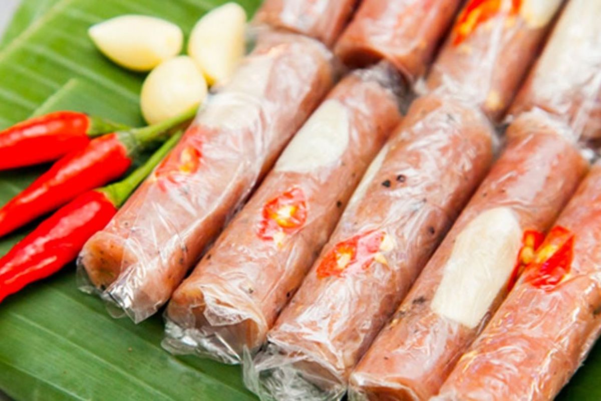  Nem Chua Co Tam at Luong Van Tuy, 8 Market, Ninh Binh Night Market