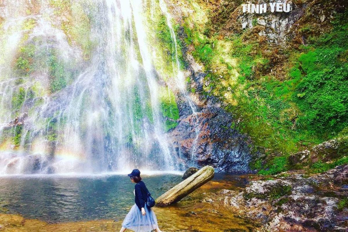 Love Waterfall Sapa in june