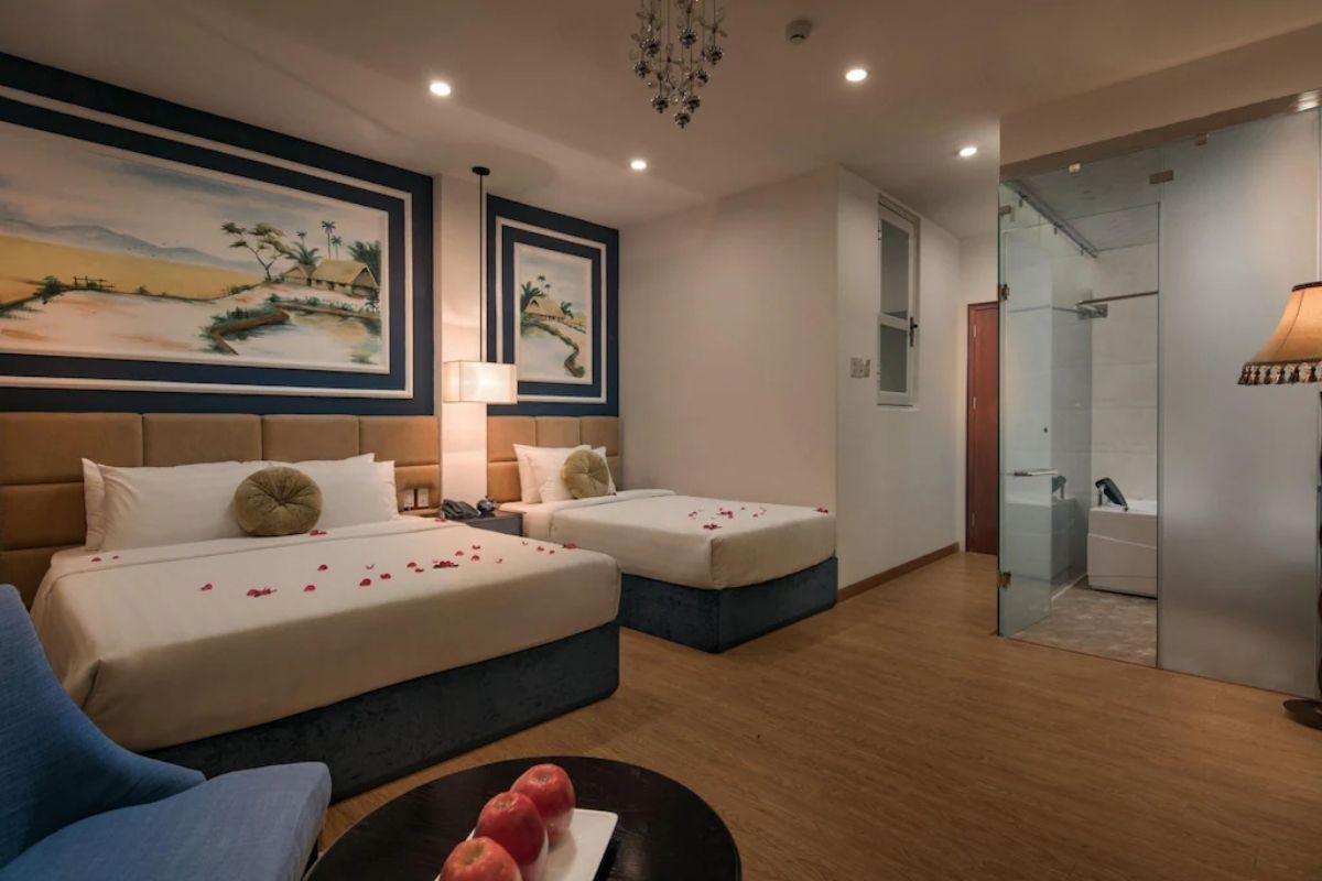 Family Room at Hanoi Chic Boutique Hotel 