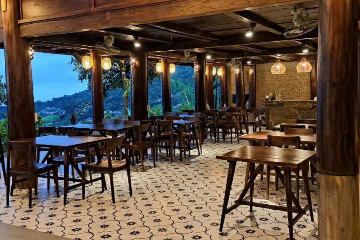 Restaurant at pu luong paradise resort