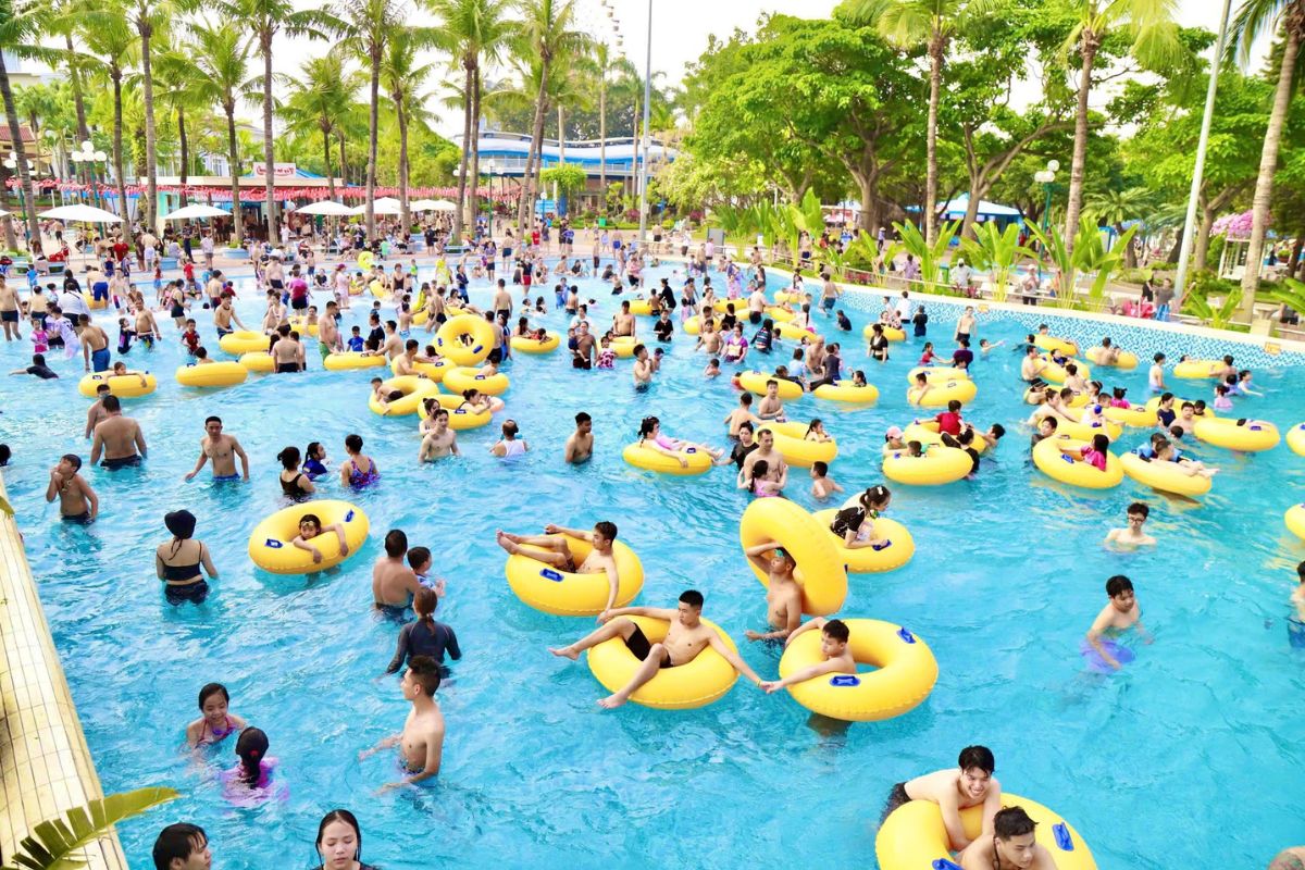 West Lake Water Park