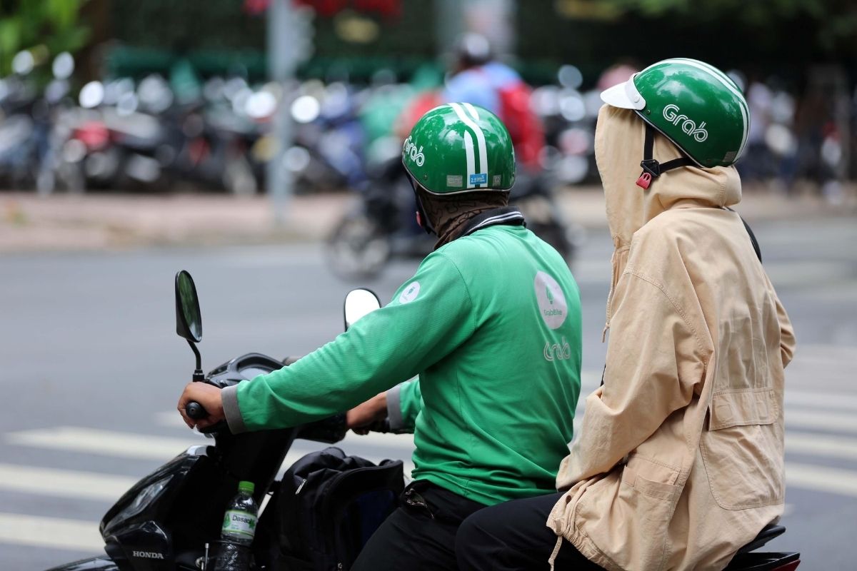 GrabBike pickup at Nha Trang Station